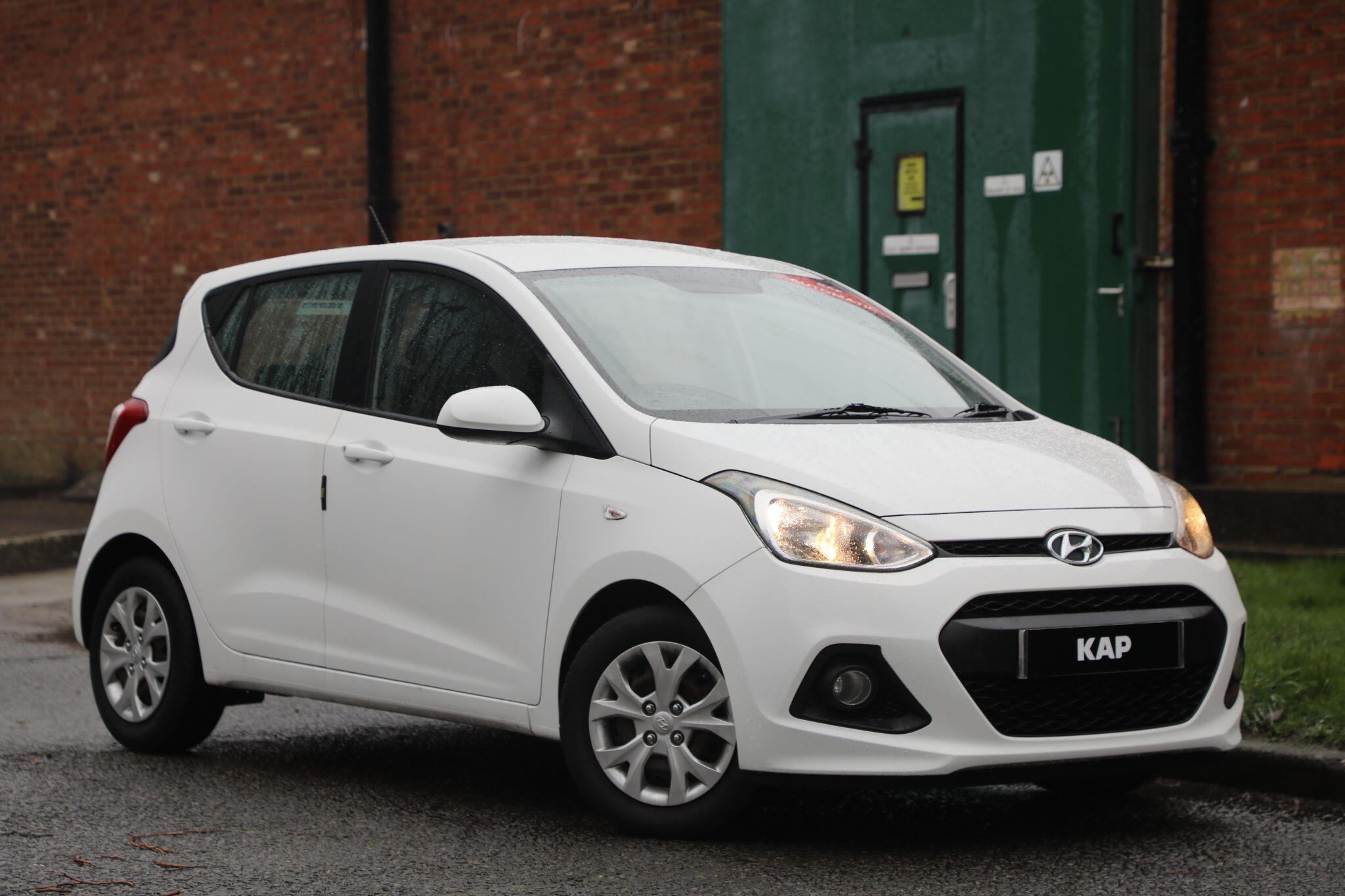 Image of HYUNDAI i10